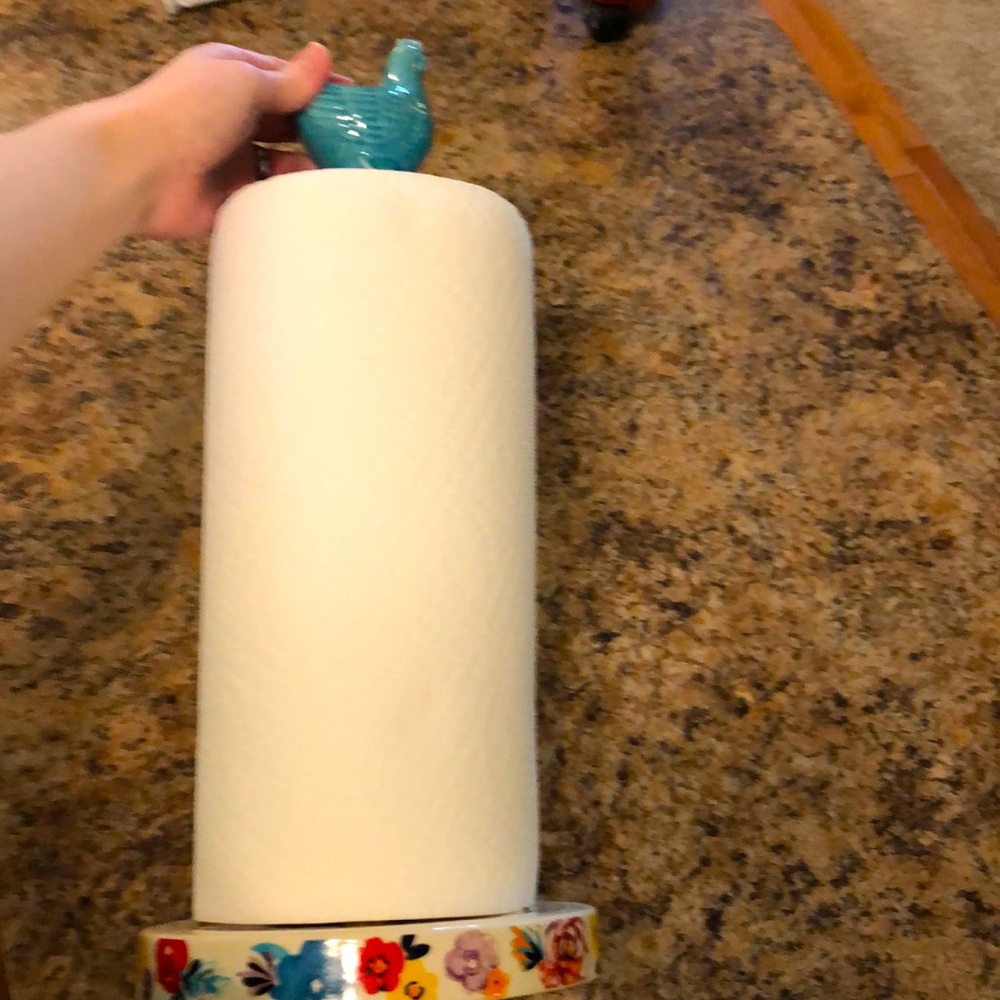 Pioneer woman country paper towel holder
